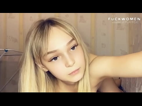 ❤️ بي سڪون اسڪول جي ڇوڪري ڪلاس ميٽ کي دلڪش زباني ڪريم پي ڏئي ٿي اسان وٽ